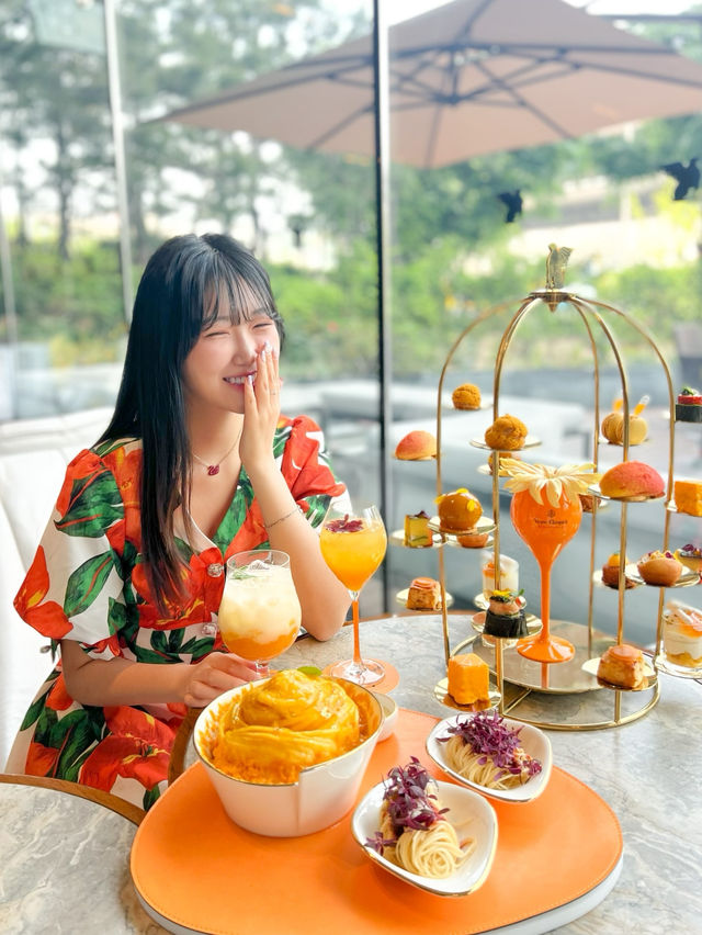 여름은 망고의 계절! 시원한 호텔로 망고 먹으러 가요🥭
