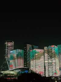 ชมไฟยามค่ำริมแม่น้ำ Qiantang