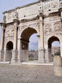 🏛️ A Majestic Gateway Through Time – Arch of Constantine