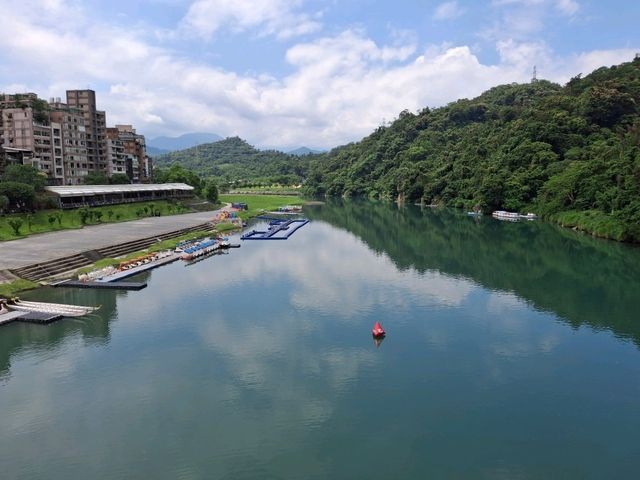 Explore the Bitan Suspension Bridge at Xindian, New Taipei City, Taiwan