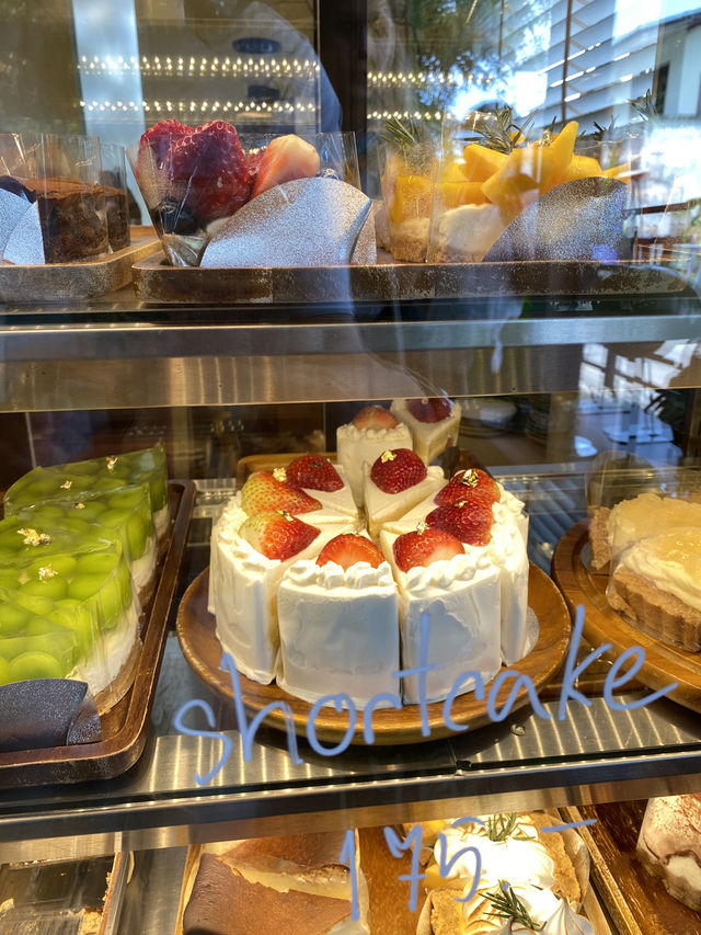  Altitude Café – คาเฟ่บรรยากาศร่มรื่น สไตล์รีสอร์ต