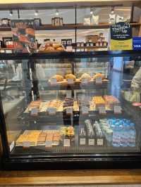 Twin Made – คาเฟ่ลับแต่ไม่ลับ