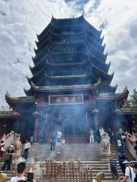Qingchengshan Is Like Walking Into a Peaceful Kung Fu Movie