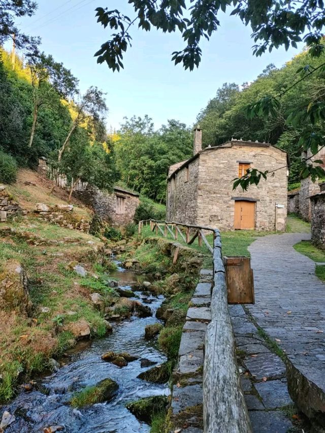 Old Vibes and Water Power in Teixois