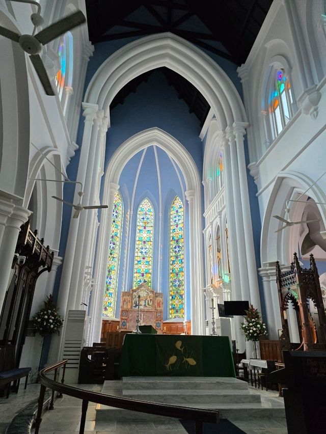 A peaceful sanctuary : St. Andrew's Cathedral