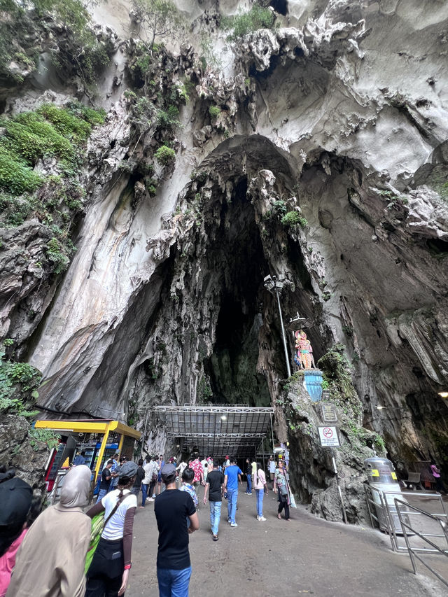 ［吉隆坡旅遊］黑風洞Batu Caves-印度教朝聖之地🪷馬來西亞必訪🐒
