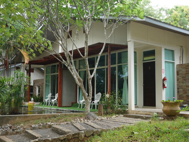 พักผ่อนแบบชิลๆ ท่ามกลางธรรมชาติ นาน่า แก่งกระจาน