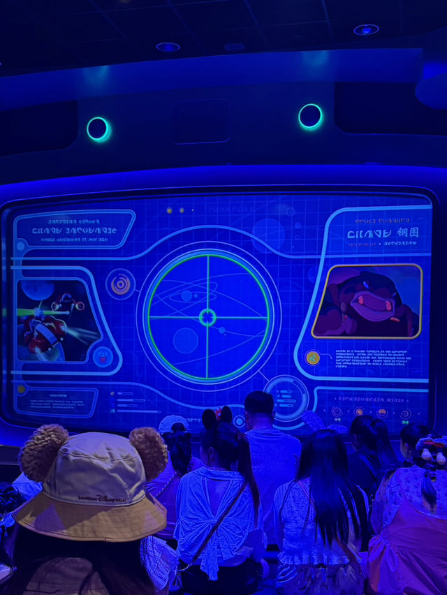 Space Chat with Stitch – An Out-of-This-World Encounter at Shanghai Disneyland