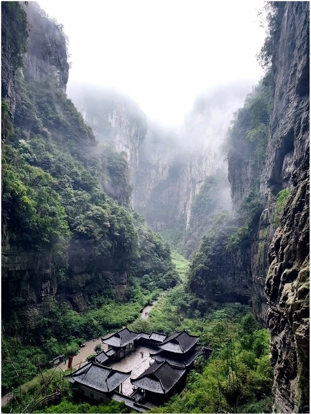 แชร์งบเที่ยว : อุทยานหลุมฟ้า-สะพานสวรรค์