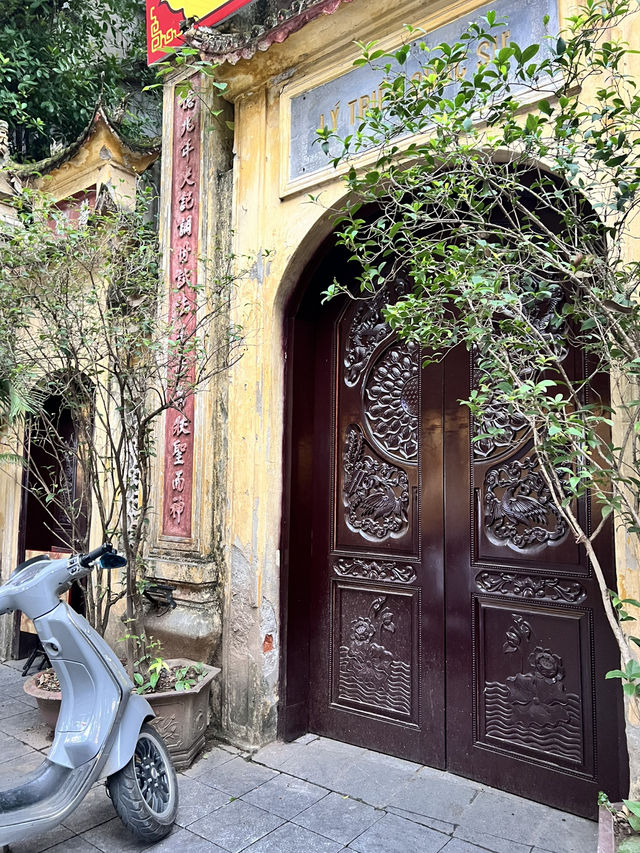 Old Streets ✨🏮 Discover Hanoi 🌆📸
