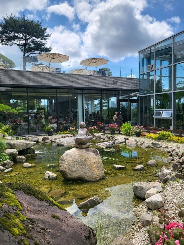 청주 최대규모 꽃동산이 있는 민간정원카페