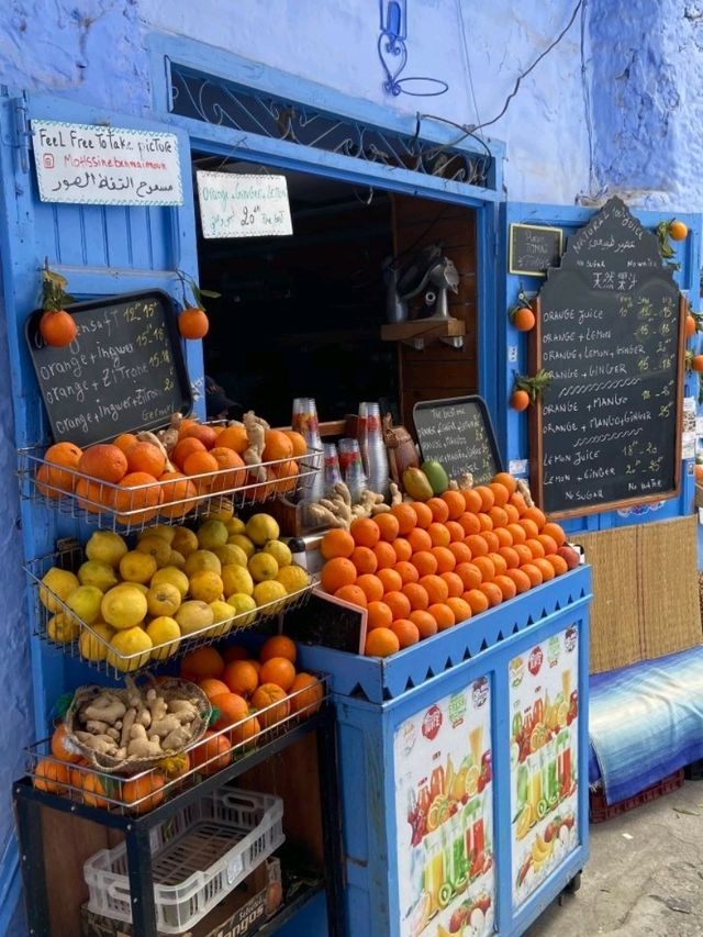 Step Into the Blue Wonder of Chefchaouen Medina 💙🏞️