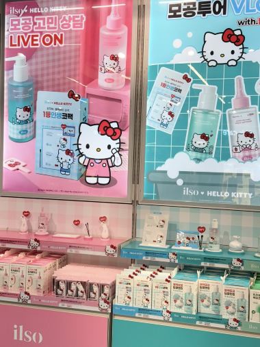 韓国】オリーブヤングに突如キティちゃんが現れた？期間限定