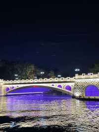 Enjoy Guilin night through the cruise 