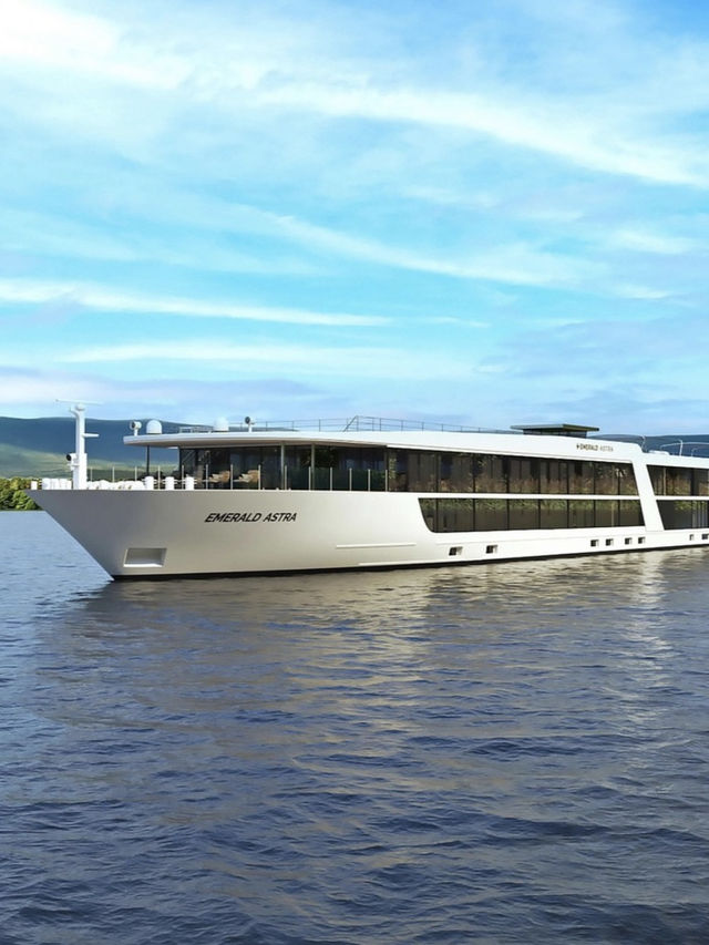 🌊 Emerald Astra Makes a Splash in Romania! 🇷🇴 🌊 Emerald Astra Makes a Splash in Romania! 🇷🇴