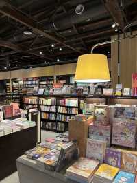 📚🌊 Eslite Bookstore – The Pier-2 Art Center, Kaohsiung 🌊📚
