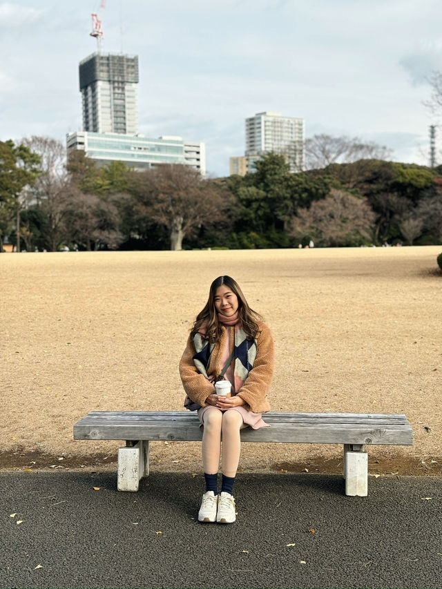 A Calm Hideaway in the City – Shinjuku Gyoen 🌿