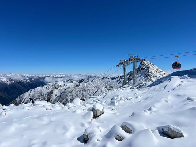 ไปเที่ยวกันที่Dagu Glacierสวิตเซอร์แลนด์แดนมังกร! ไปเที่ยวกันที่Dagu Glacierสวิตเซอร์แลนด์แดนมังกร!
