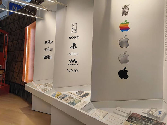 🎓🔬 Explore the Wonders of Science at The Science Museum, London 🌍✨