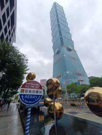 幾米月亮公車：都市裡的童心療癒站