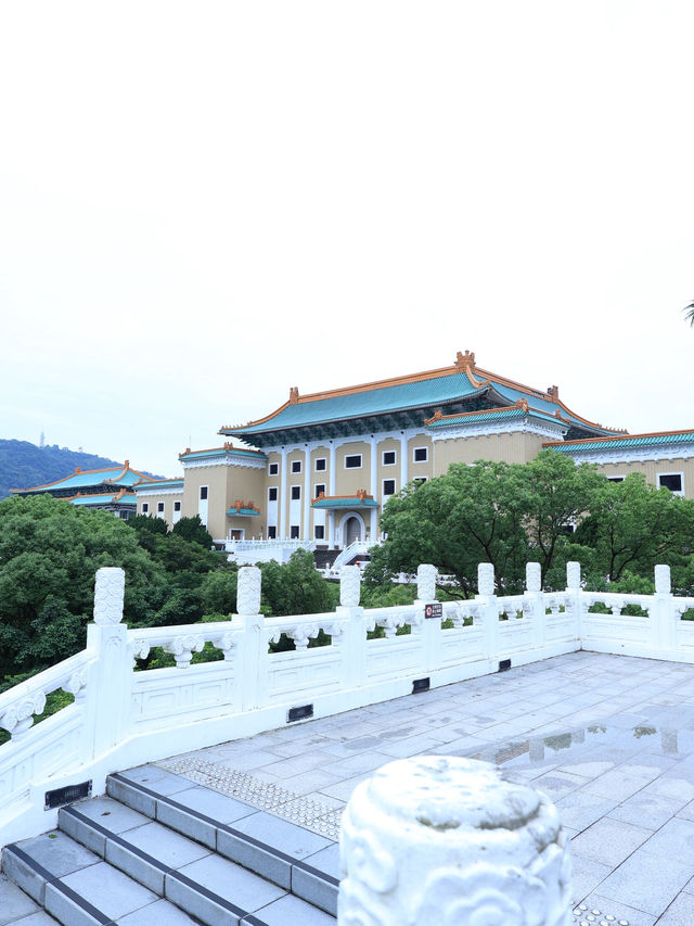 台北故宮｜秋冬最舒服的博物館日，室內吹冷氣看千年寶物順便躲霾