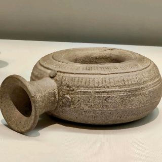 Ancient Japanese Sue Ware on Display at Tokyo National Museum 🏺✨