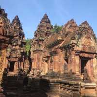 Serene Siem Reap: Temples and Tranquility 🌿