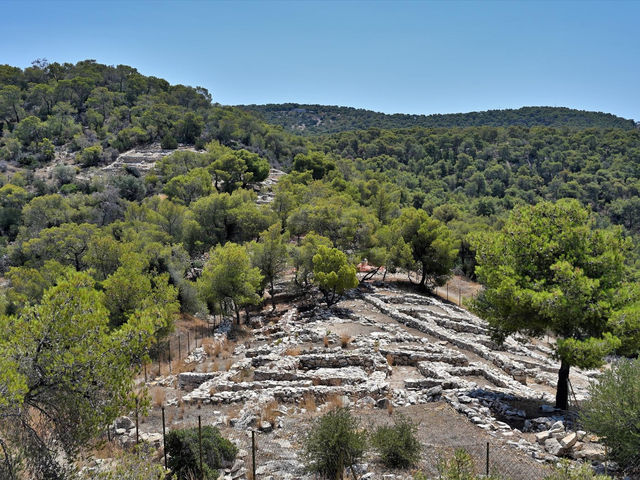Mycenaean Acropolis at Kanakia 🇬🇷