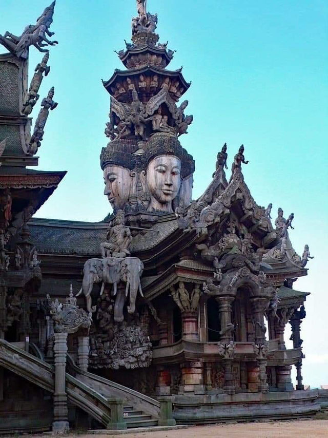 The sanctuary of truth Thailand 🇹🇭 