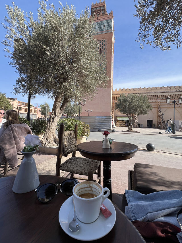 현지느낌 물씬 나는 카페: Zeitoun Cafe Kasbah 