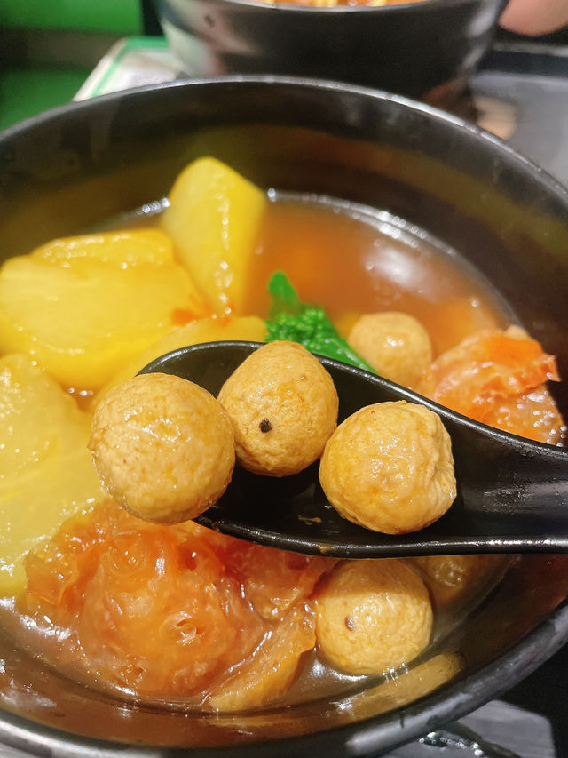 老字號車仔麵🍜一定要試招牌咖哩辣醬～