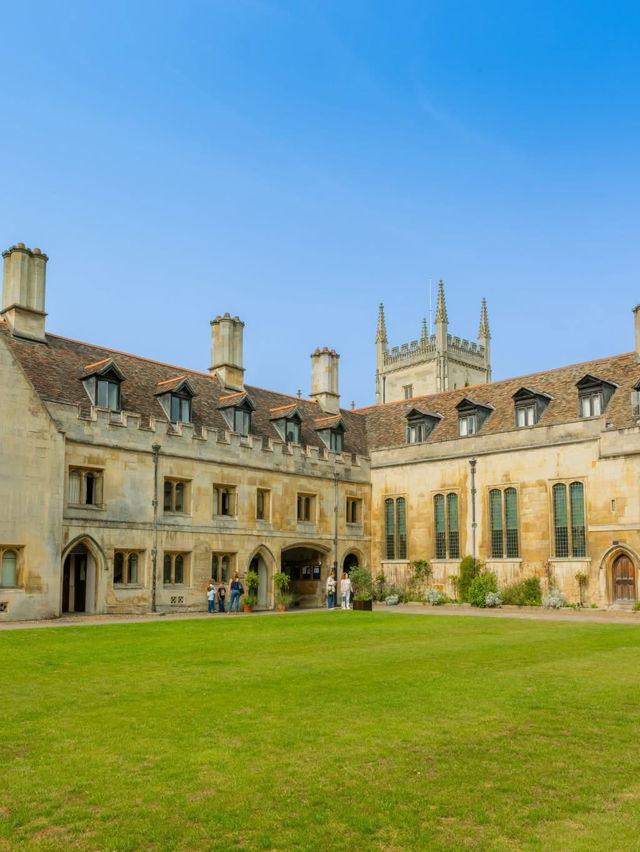 Dive into the history of Pembroke College, Cambridge!