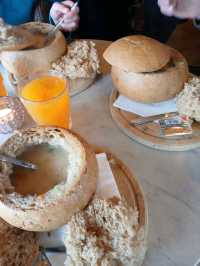 A trip into icleands natural wonders, incredible food and awesome experinces 