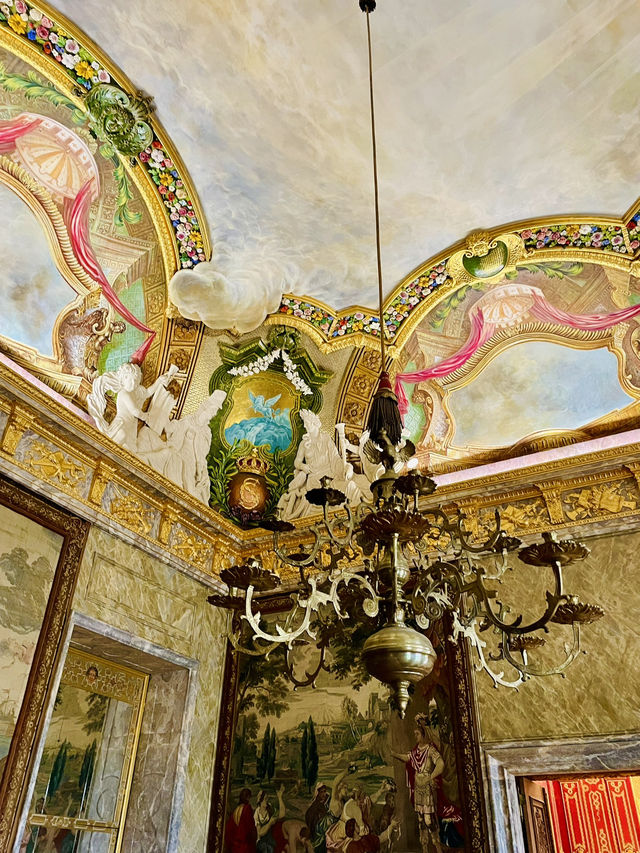 🇩🇪 A Royal Escape: Charlottenburg Palace's Timeless Grandeur