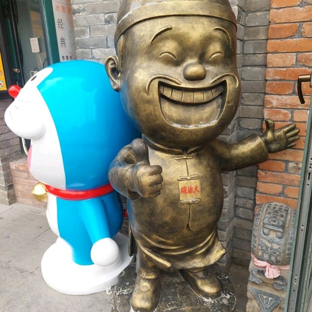 Puppets in the city