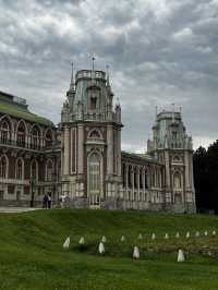 The Russian Versailles: A Walk Through Tsaritsyno  