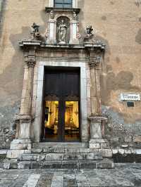 Sicilian streets and flavours 