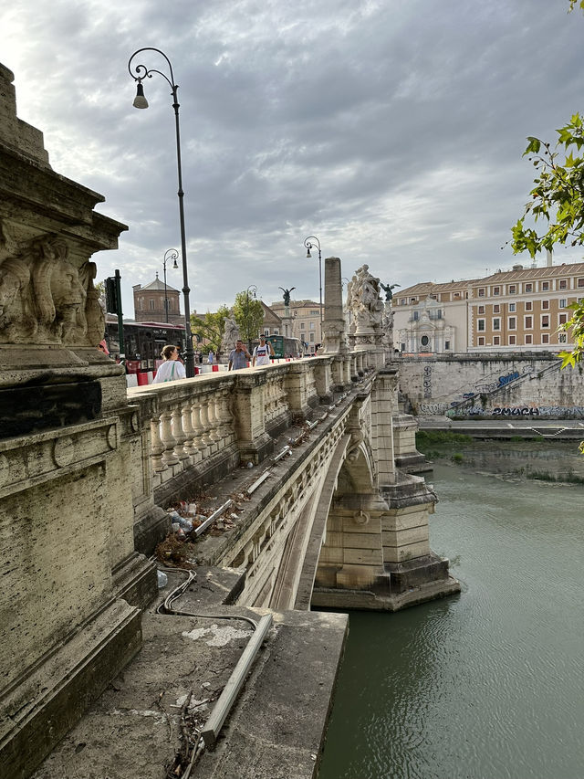 One Day in the Vatican: Power, Art & Spiritual Majesty 