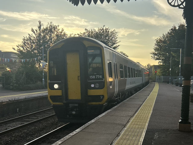 Travelling to Derby and a day out train spotting there 