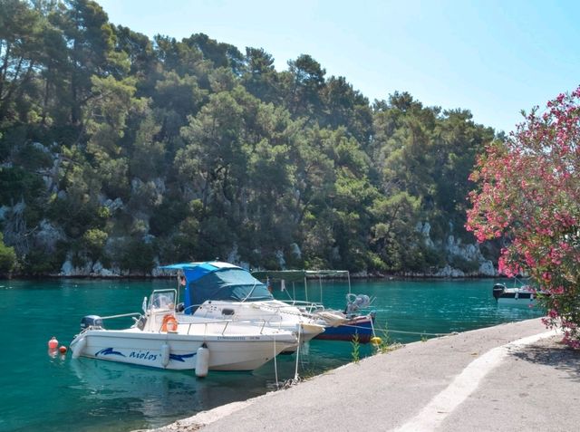 The Essence of Boats in Paxos The Essence of Boats in Paxos