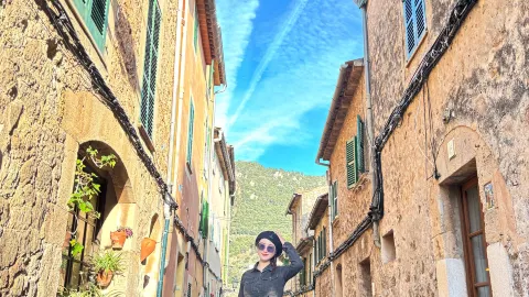 Một lịch trình không thể bỏ lỡ cho chuyến đi Mallorca của bạn! 🍊 — traveler post in Soller
