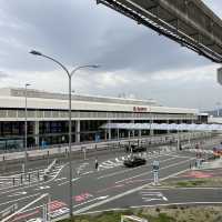 大阪国際空港