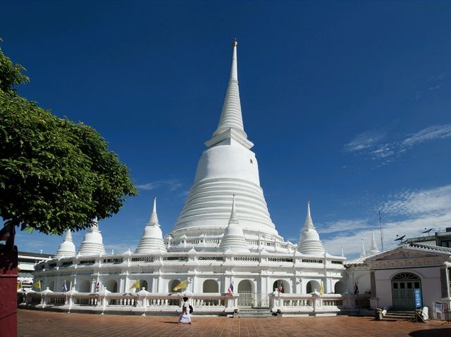 Discovering Wat Prayoo!🇹🇭