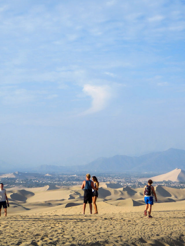 🍃 The Enchanting Oasis of Huacachina