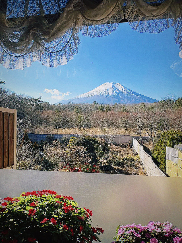 遠眺富士山的絕佳好溫泉，就在紅富士之湯