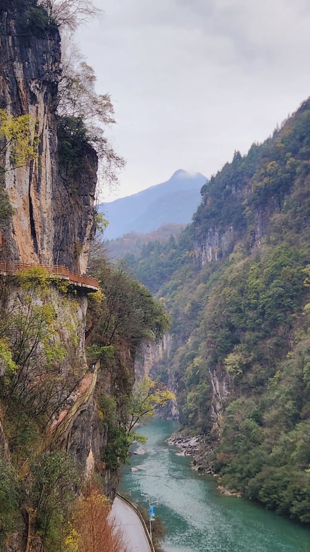 諾水洞天景區風光無限好