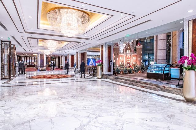 大連老牌高星酒店：開業至今近30年，卻依舊是全市招牌酒店！