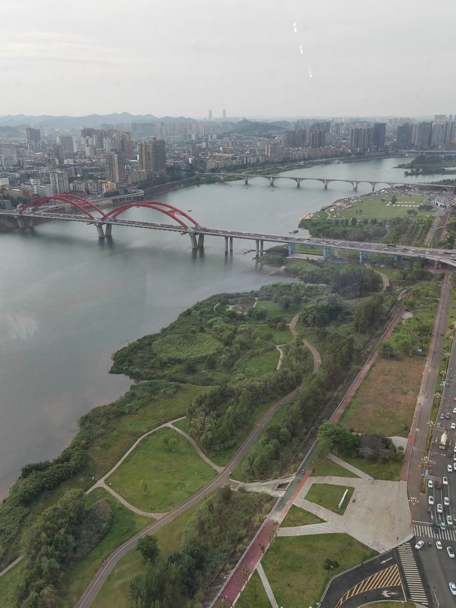 嘉陵江畔的超標旅行，南充高坪凱悅嘉軒酒店