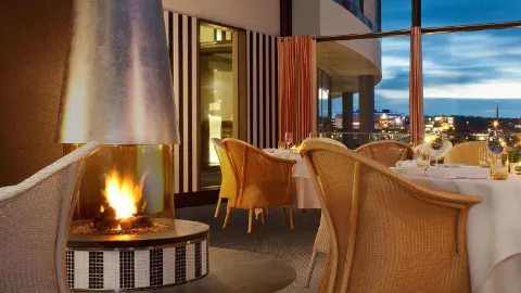 🌟 Luxe Escapes in Wolfsburg: Ritz-Carlton Unveiled! 🏨✨ — traveler post in Wolfsburg