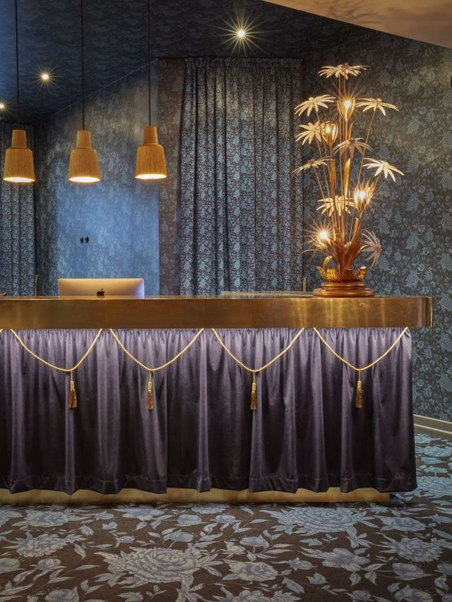 🌟✈️ Munich's Chic Sleeps: Boutique Comforts! ✨🛌 🌟✈️ Munich's Chic Sleeps: Boutique Comforts! ✨🛌